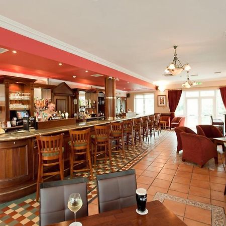 Riverside Park Hotel Macroom Exteriör bild